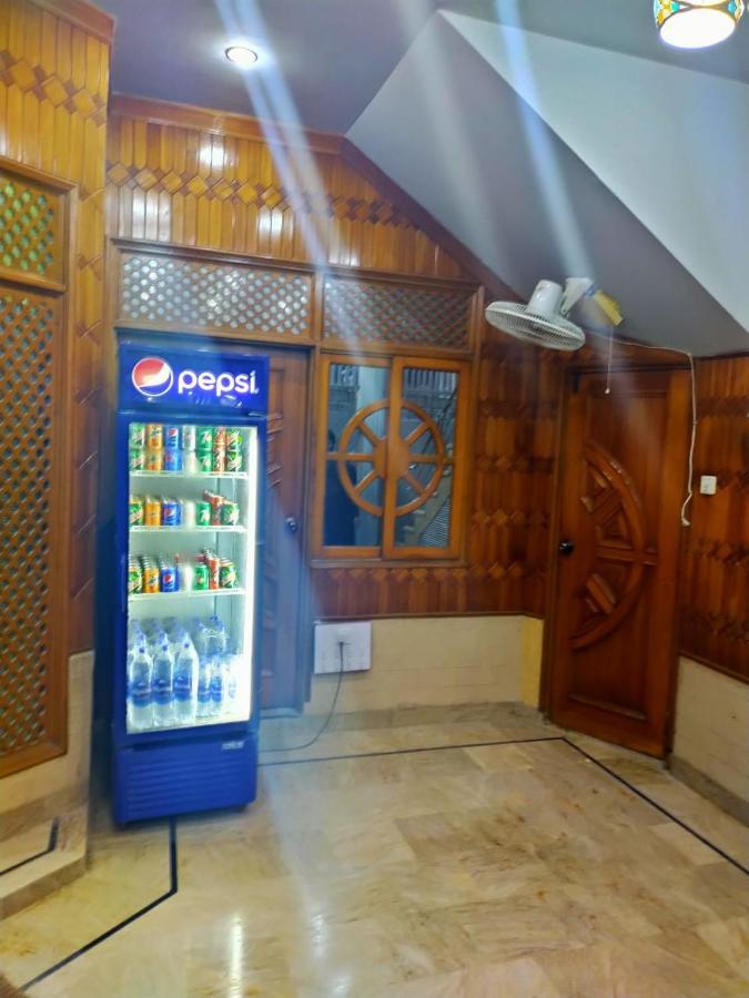 Karachi Motel 1 Luaran gambar